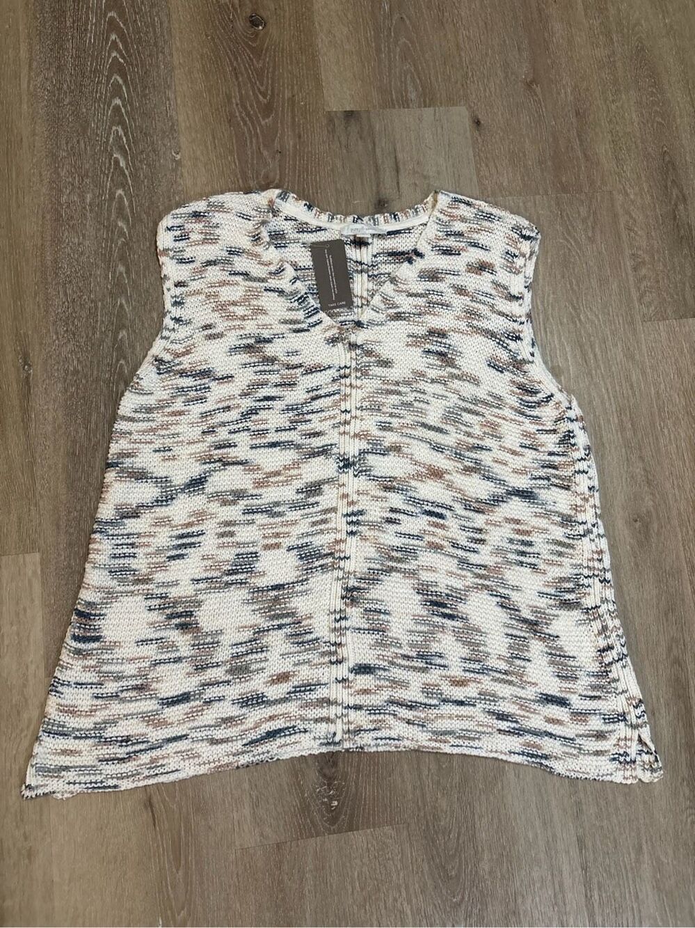J.Jill marked sweater vest blue tan cream